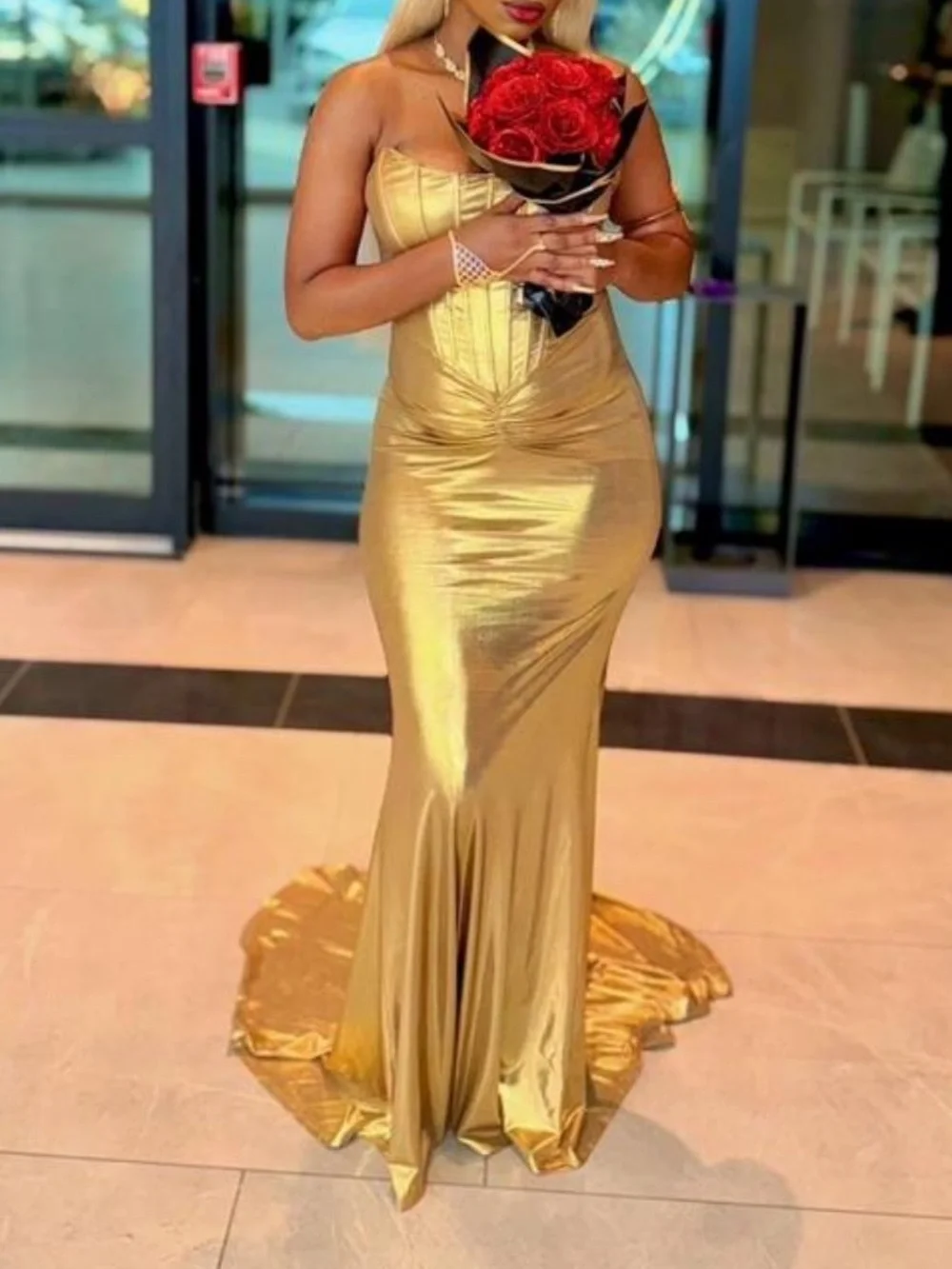NEW -‎ Elegant Gold Corset Detail Ultra Long Dress - Picture 8 of 9
